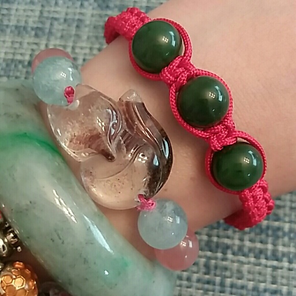 Canadian Nephrite Jade Chinese Red String Bracelet - Picture 6 of 8